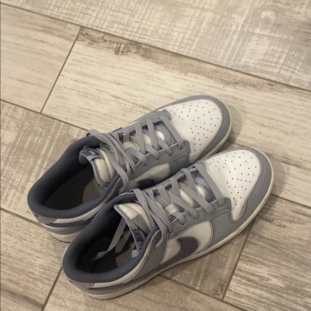 Nike men Gray and White Sneakers
